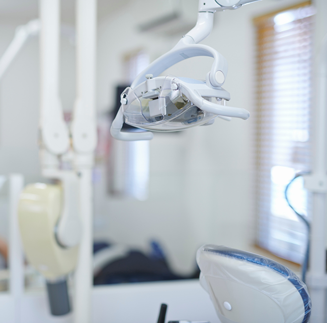 Overhead light above a dental exam chair